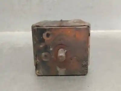Second-hand car spare part gearbox support for renault 12 familiar gtl 847-98 oem iam references 7700506311  