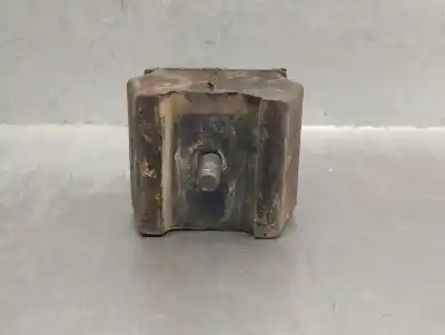 Second-hand car spare part gearbox support for renault 12 familiar gtl 847-98 oem iam references 7700506311  
