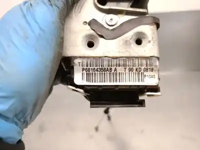 Автозапчастина б/у замок передній праві двері для jeep compass (mp, m6, mv, m7) 1.4 multiair посилання на oem iam p68164358ab  4589916ae