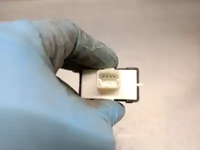 Second-hand car spare part right front power window switch for jeep compass (mp, m6, mv, m7) 1.4 multiair oem iam references 6bz29lxhaa  6bz29lxhaa