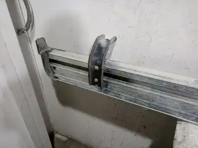 Автозапчасти б/у стремя за nissan np300 navara pick-up (d23, d23t) 2.3 dci ссылки oem iam 961014jb1a  961014jb1a