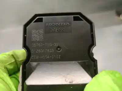 Автозапчастина б/у передній правий віконний вимикач для honda cr-v iv (rm_) 1.6 i-dtec (re6) посилання на oem iam 35760t1gg01 cewh004010z 