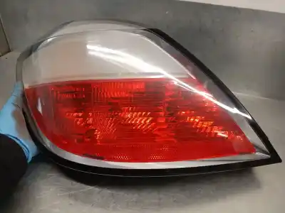 Second-hand car spare part left tailgate light for opel astra h (a04) 1.9 cdti (l48) oem iam references 1222111  1222111