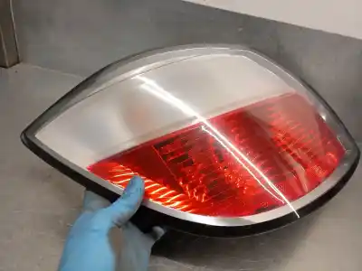 Second-hand car spare part left tailgate light for opel astra h (a04) 1.9 cdti (l48) oem iam references 1222111  1222111
