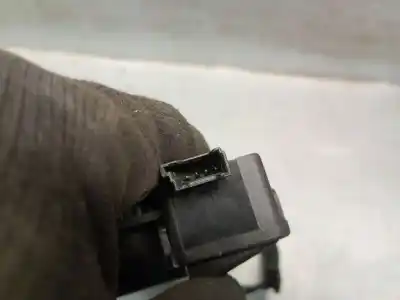 Peça sobressalente para automóvel em segunda mão fechadura do mala por bmw 1 (e87) 116 d referências oem iam 51247840617  51247840617