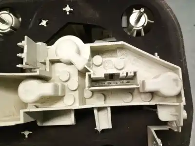 Second-hand car spare part right tailgate light for bmw 1 (e87) 116 d oem iam references 63217164956  63217164956