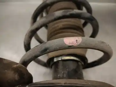 Автозапчастина б/у амортизатор передній лівий для toyota yaris (_p13_) 1.5 hybrid (nhp130_) посилання на oem iam 485200d421 03031000482 kyb 485200d421