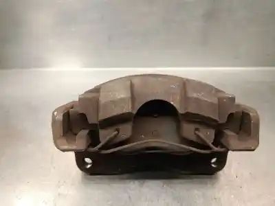 Автозапчастина б/у передній правий гальмівний супорт для toyota yaris (_p13_) 1.5 hybrid (nhp130_) посилання на oem iam 477300d200  477300d200