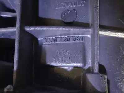 Pezzo di ricambio per auto di seconda mano riduttore per renault scénic ii (jm0/1_) 1.6 16v (jm1r) riferimenti oem iam tl4a015 s058188 7701477431