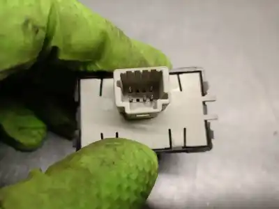 Piesă de schimb auto la mâna a doua maneta bloc lumini pentru dacia logan mcv ii tce 90 (k8m1) referințe oem iam 255502886r  10097500