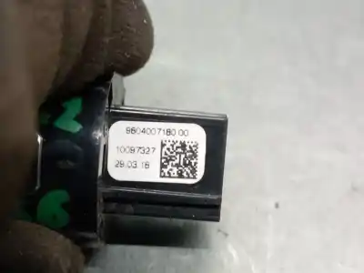 Second-hand car spare part switch for citroen c4 cactus 1.5 bluehdi 100 oem iam references 9804007180  9804007180