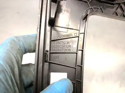 Автозапчасти б/у аэратор за dacia logan mcv ii tce 90 (k8m1) ссылки oem iam 682607123r  682602432r