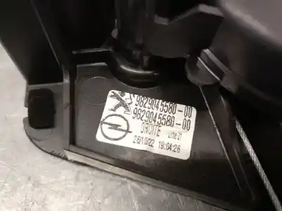 Автозапчастина б/у регулятор скла заднього правого для peugeot 208 ii (ub_, up_, uw_, uj_) 1.2 puretech 100 посилання на oem iam 9829045580  9829045580