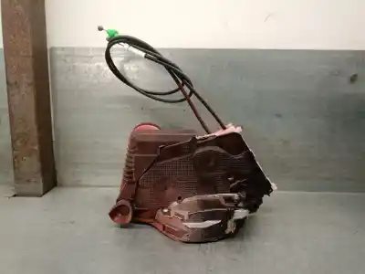 Автозапчасти б/у замок передней правой двери за TOYOTA YARIS (_P13_) 1.5 HYBRID (NHP130_) ссылки OEM IAM 690300D540  690300D540