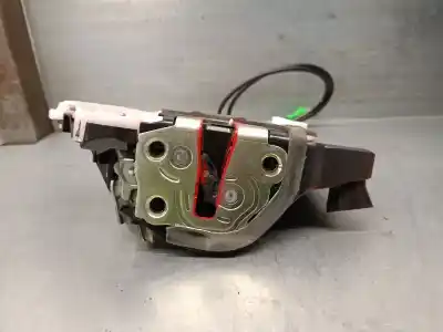 Автозапчасти б/у замок передней правой двери за toyota yaris (_p13_) 1.5 hybrid (nhp130_) ссылки oem iam 690300d540  690300d540