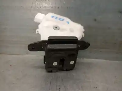 Автозапчасти б/у замок багажника/ворот за TOYOTA YARIS (_P13_) 1.5 HYBRID (NHP130_) ссылки OEM IAM 6935002090  6935002090