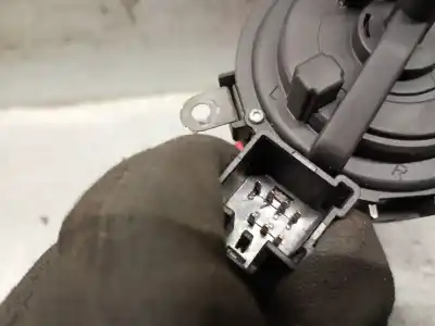 Second-hand car spare part ignition switch for volvo v50 (545) 1.6 d oem iam references 30737155  30737155