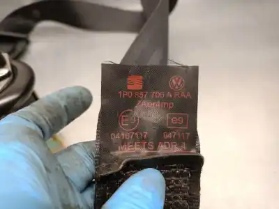 Автозапчасти б/у правый передний ремень безопасности за seat leon (1p1) 1.6 tdi ссылки oem iam 1p0857706a  1p0857706a