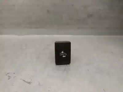 Pezzo di ricambio per auto di seconda mano INTERRUTTORE per TOYOTA YARIS (_P13_)  Riferimenti OEM IAM 15B424  