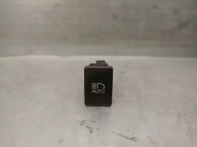 Автозапчасти б/у выключатель за toyota yaris (_p13_) 1.5 hybrid (nhp130_) ссылки oem iam 15e044