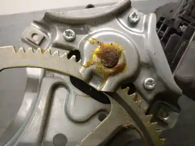 Автозапчасти б/у задний правый стеклорегулятор за toyota yaris (_p13_) 1.5 hybrid (nhp130_) ссылки oem iam 857200d120 973581101 698300d220