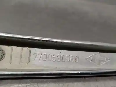 Автозапчастина б/у завнішня ручка задня права для renault 12 familiar gtl 847-98 посилання на oem iam 7700530089  