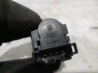 Автозапчастина б/у вимикач для audi a4 b6 descapotable (8h7) 1.8 t посилання на oem iam 6q0945511  