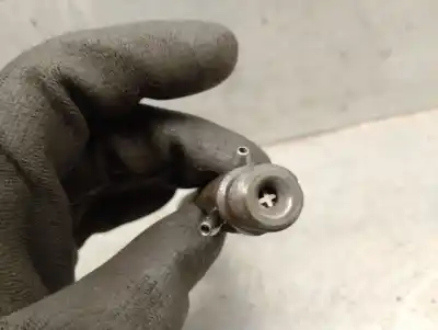 Second-hand car spare part injector for ford fiesta iv (ja_, jb_) 1.8 di oem iam references xs40te  