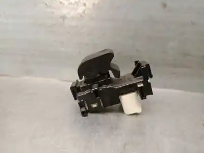 Автозапчастина б/у управління склами задніх правіх для toyota yaris (_p13_) 1.5 hybrid (nhp130_) посилання на oem iam 19282919  