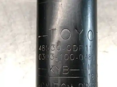 Автозапчастина б/у правий задній амортизатор для toyota yaris (_p13_) 1.5 hybrid (nhp130_) посилання на oem iam 485300df11 03031000489 kyb 485300df11