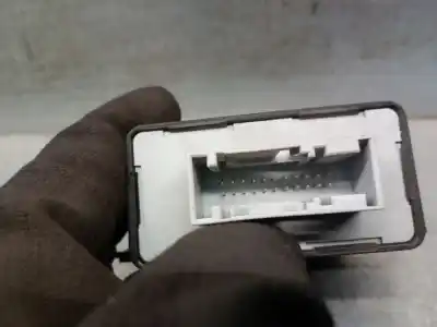 Second-hand car spare part light control unit for audi a3 (8p1) 2.0 tdi oem iam references 8p0907357c 5la00837922 8p0907357c