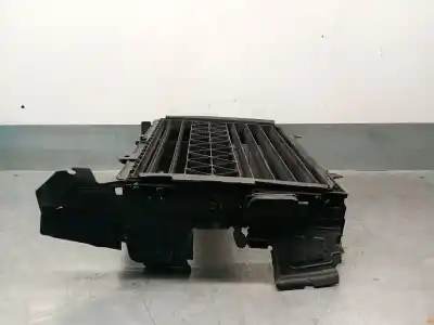 Автозапчастина б/у передня решіта радіатора для peugeot 2008 ii (ud_, us_, uy_, uk_) 1.2 puretech 100 посилання на oem iam 9829711480  9836865380