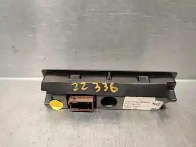 Автозапчастина б/у многофункційне управління для renault scenic ii authentique посилання на oem iam 8200107974  8200107974