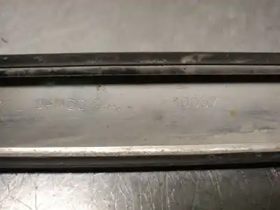 Peça sobressalente para automóvel em segunda mão molduras traseiras por seat 127 seat 127 referências oem iam   