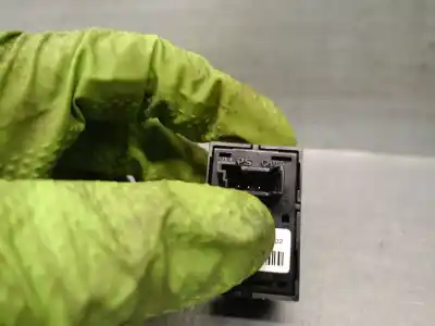 Автозапчасти б/у управление задними правыми стеклами за bmw 2 active tourer (f45) 218 d ссылки oem iam 9208107  61319208107