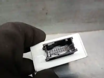 Second-hand car spare part electronic module for bmw 3 (e90) 330 xd oem iam references 6774206010  6774206010