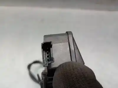 Second-hand car spare part trunk lock for bmw 3 (e90) 330 xd oem iam references 51247840617  51247840617