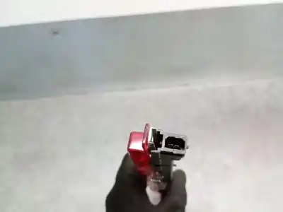 Pezzo di ricambio per auto di seconda mano luce freno centrale per audi a4 b5 (8d2) 1.9 tdi riferimenti oem iam 8d9945097b  8d9945097b