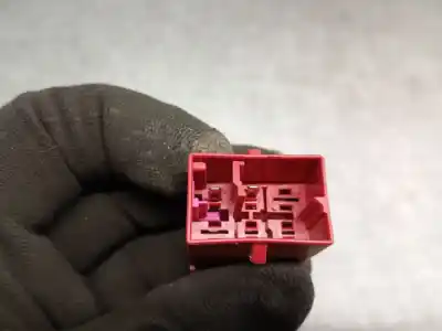 Автозапчастина б/у гачок для skoda fabia ii combi (545) 1.9 tdi посилання на oem iam 5j0858471c  5j0858471c