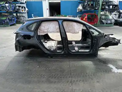 Автозапчастина б/у право задне крило (різ) для bmw 2 active tourer (f45) 218 d посилання на oem iam 41007408626  41007408626