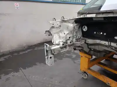 Автозапчасти б/у заднее правое крыло (обрезано) за ssangyong xlv suv e-xgi 160 ссылки oem iam 173910  