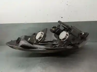 Автозапчасти б/у правая фара за kia cee'd fastback (ed) 1.6 crdi 115 ссылки oem iam 92102a  