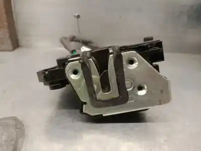 Second-hand car spare part rear left door lock for ssangyong xlv suv e-xgi 160 oem iam references 7132035001  