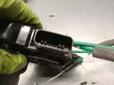 Second-hand car spare part rear left door lock for ssangyong xlv suv e-xgi 160 oem iam references 7132035001  