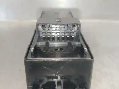 Автозапчасти б/у выключатель левого переднего окна за ssangyong actyon sports i (qj) 2.0 xdi ссылки oem iam 202005299  