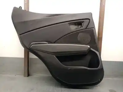 Автозапчастина б/у обкітка задніх лівіх дверей для SSANGYONG XLV SUV E-XGI 160 Посилання на OEM IAM 7321035000  