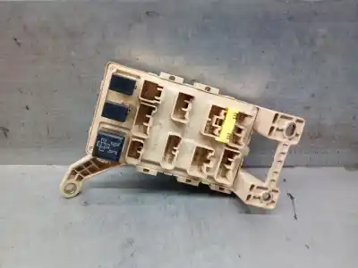 Second-hand car spare part Fuse Box Unit for LEXUS RX (MCU15) 300 AWD (MCU15) OEM IAM references 8272048011  8272048011