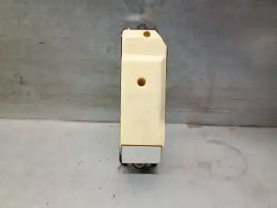 Автозапчастина б/у передній правий віконний вимикач для lexus rx (mcu15) 300 awd (mcu15) посилання на oem iam 8403048060  8403048060