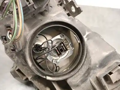 Pezzo di ricambio per auto di seconda mano faro anteriore destro per renault megane ii (bm0/1_, cm0/1_) 1.5 dci (bm02, bm13, bm2a, cm02, cm13) riferimenti oem iam 8200476431 89307003 valeo 260108053r