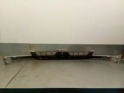 Автозапчастина б/у передня решіта для renault kangoo express (fc0/1_) 1.5 dci (fc07, fc1r) посилання на oem iam 7701062877  7701062877